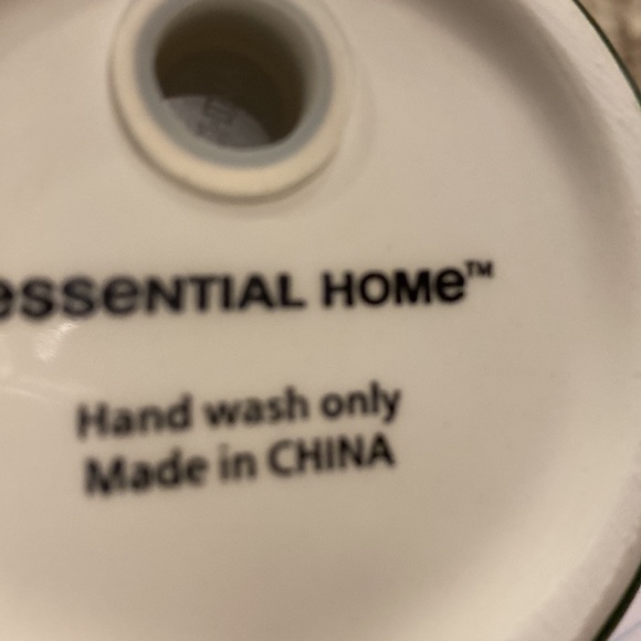 Vintage holiday Christmas tree salt pepper shakers - Picture 4 of 6